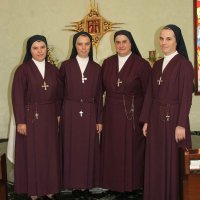 Professione di tre sorelle figlie della Misericordia e della Croce